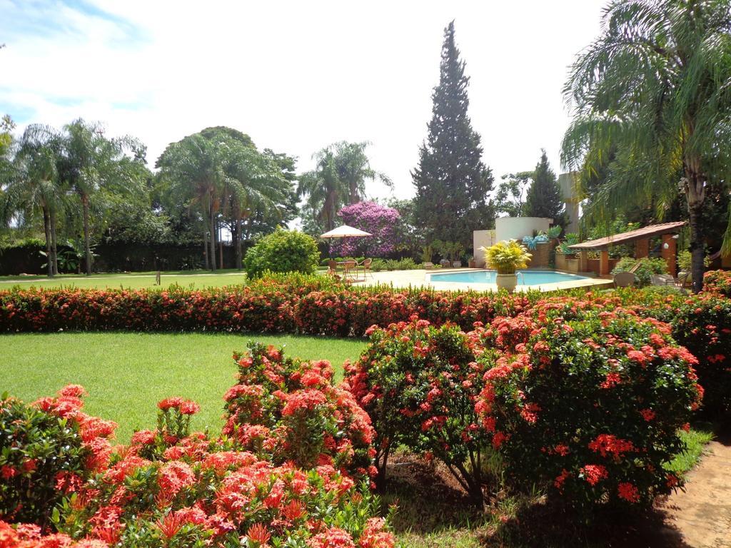 Chale Flores Hotel 4*
